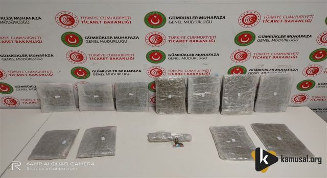 Gümrük Muhafaza Ekiplerince İstanbul Havalimanında Uyuşturucu Taşıyan Beş Kurye Yakalandı