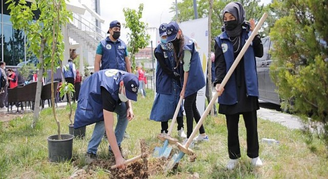 İyilik Suriyeli ve Türk Gençleri Birleştiriyor