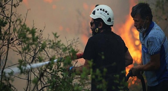 Aliağa Belediyesi Ekipleri Marmaris Yangın Bölgesinde Görevde