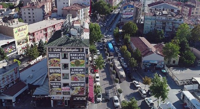 Niğde Belediyesi’nin Yardım Tırları Yangın Bölgesine Doğru Yola Çıktı