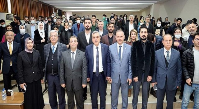 Başkan Beyazgül, Harran Üniversitesi Öğrencileriyle Buluştu