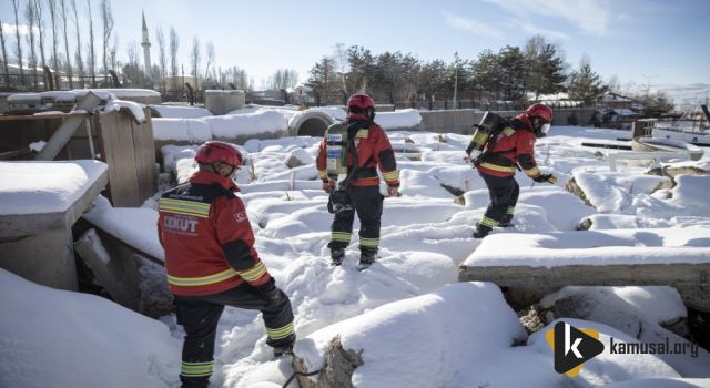 CEKUT, AFETLERDE YARALARA MERHEM OLACAK