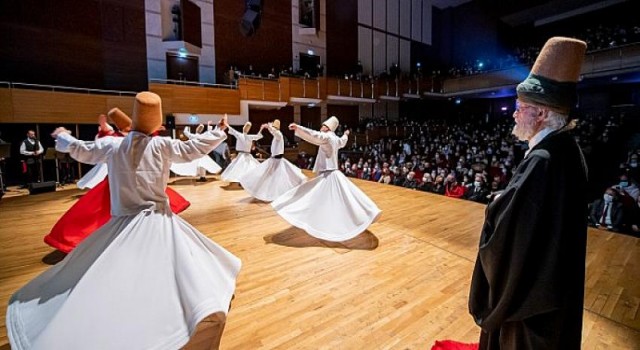 İzmir’de Mevlânâ Celaleddin-i Rumi’yi anma gecesi