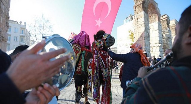 40 Yılın Deve Güreşi’nde Altın Hava Sahibini Buldu