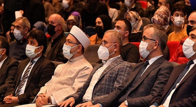 Diyanet İşleri Başkanı Prof. Dr. Ali Erbaş, Üsküdar’da Kur’an-ı Kerim Ziyafetine Katıldı