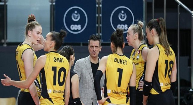 VakıfBank, Axa Sigorta Kupa Voley’de yarı finalde