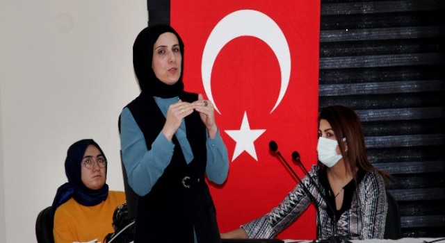 Van Büyükşehir Belediyesi’nden Kadınlara Farkındalık Semineri