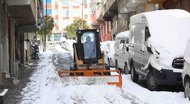 Bağcılar’da kar çileye dönüşmedi