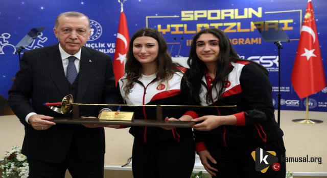 Erdoğan, Sporcularla İftar Yemeğinde Bir Araya Geldi