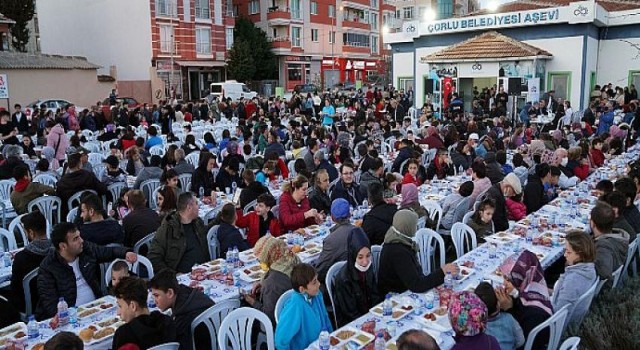 İlk İftar Programı Aşevi’nde Düzenlendi