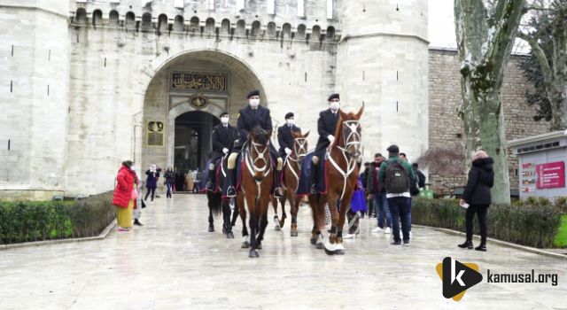 Jandarma'nın Kadife Eldiveni: Topkapı Sarayı