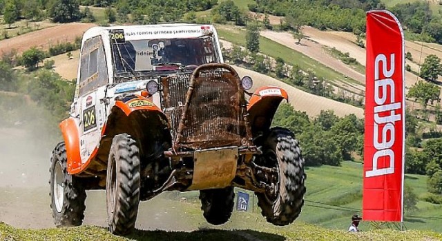 Vezirköprü’de Offroad Heyecanı Nefes Kesti