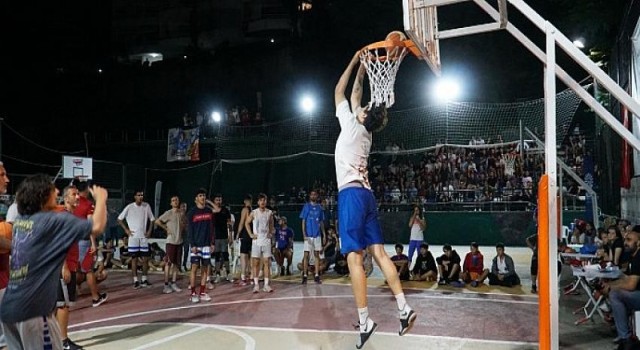 Şölen Havasında Geçen Sokak Basketbolu Turnuvası Tamamlandı