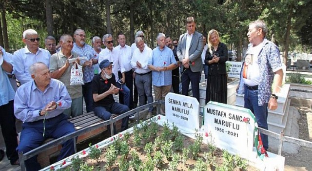 İzmir Baba’ya Mezarı Başında Anma