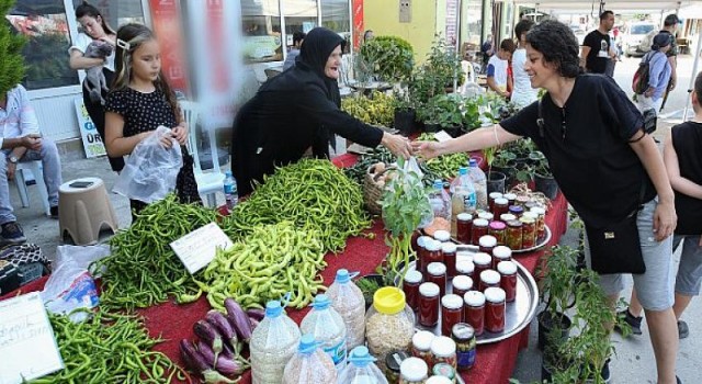 Ürünlü’de biberin binbir çeşit lezzeti yarıştı