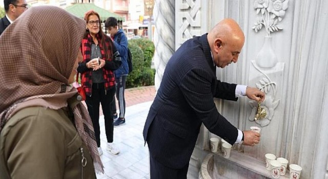 Mevlit Kandili’nde Keçiören’in Çeşmelerinden Şerbet Aktı