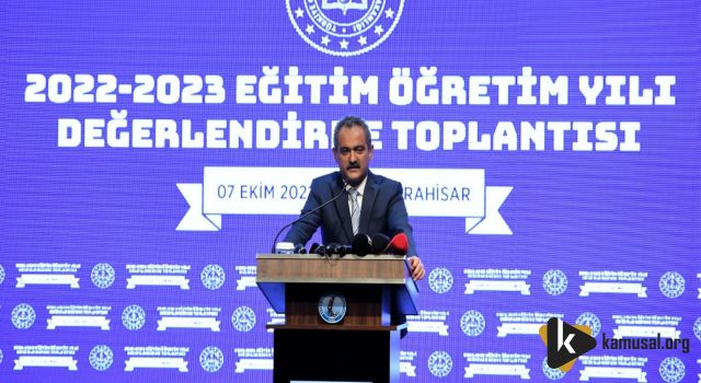 ÖZER, AFYONKARAHİSAR'DA OKUL YÖNETİCİLERİ VE ÖĞRETMENLERLE BİR ARAYA GELDİ