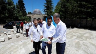 Turgut Alp Türbesinin Restorasyon Çalışmaları Sürüyor