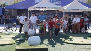 Bağcılarlılar Mini Golf keyfi yaşıyor